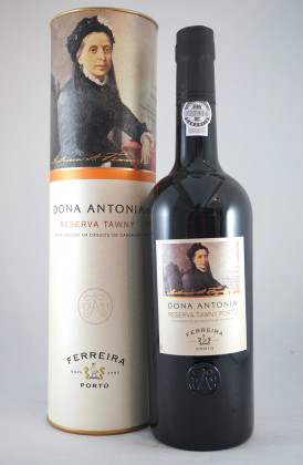 Ferreira "Dona Antonia 7 Years Old Tawny'" port